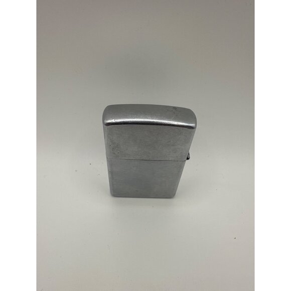 Vintage Zippo Lighter With Moon & Mountain Etching - Picture 2 of 6